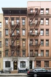 409 West 52nd Street in Hell&#39;s Kitchen
