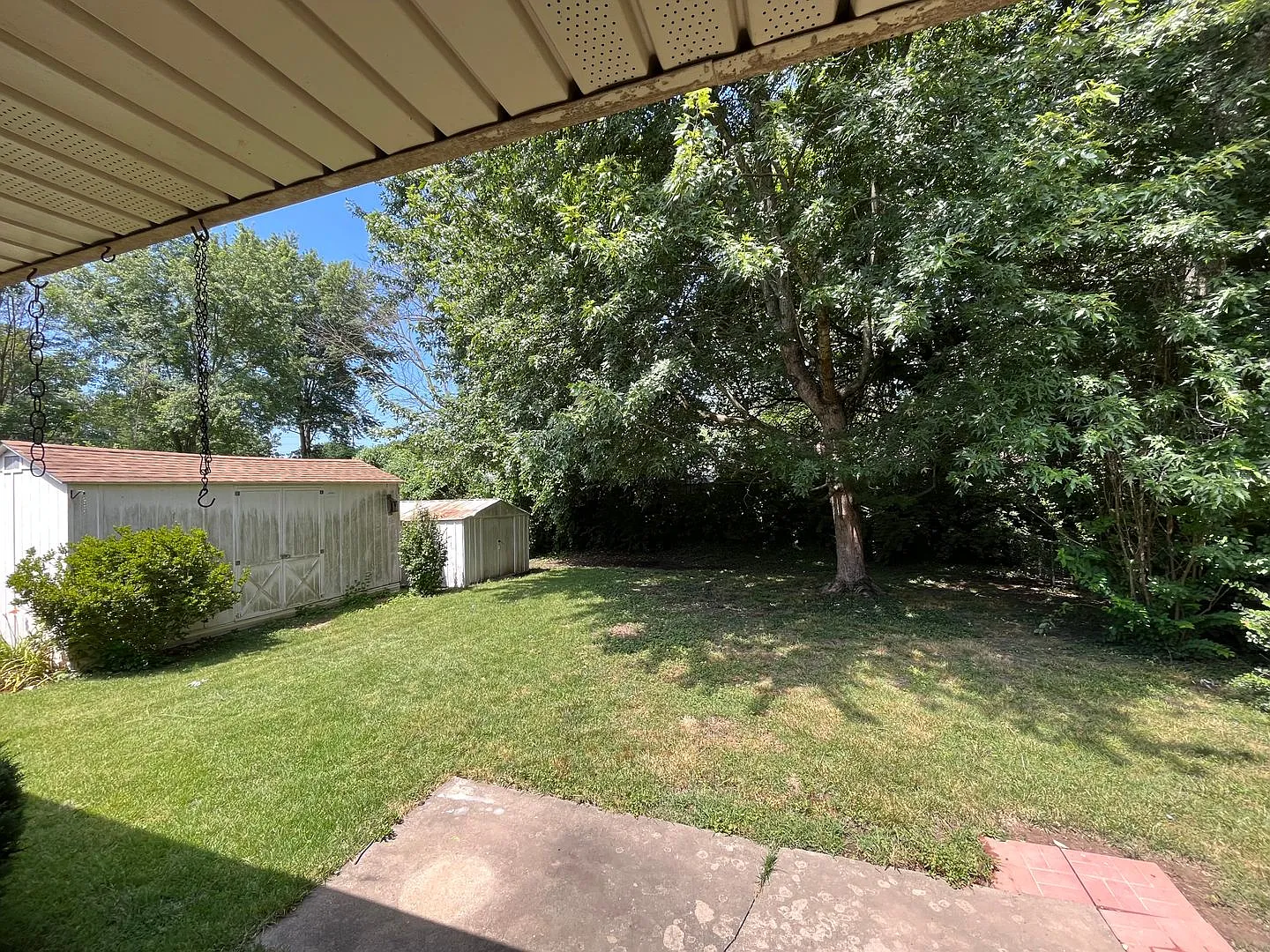 3 Bedroom - 1.5 Bathroom Home In Se Springfield Great Location! — Photo 3