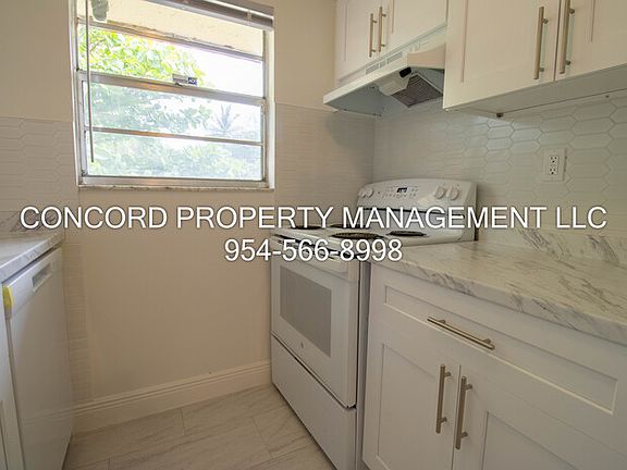 2nd image of 1507 Argyle Dr APT 201