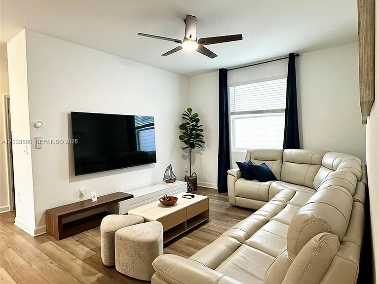 1217 Reunion Village Blvd — Photo 29