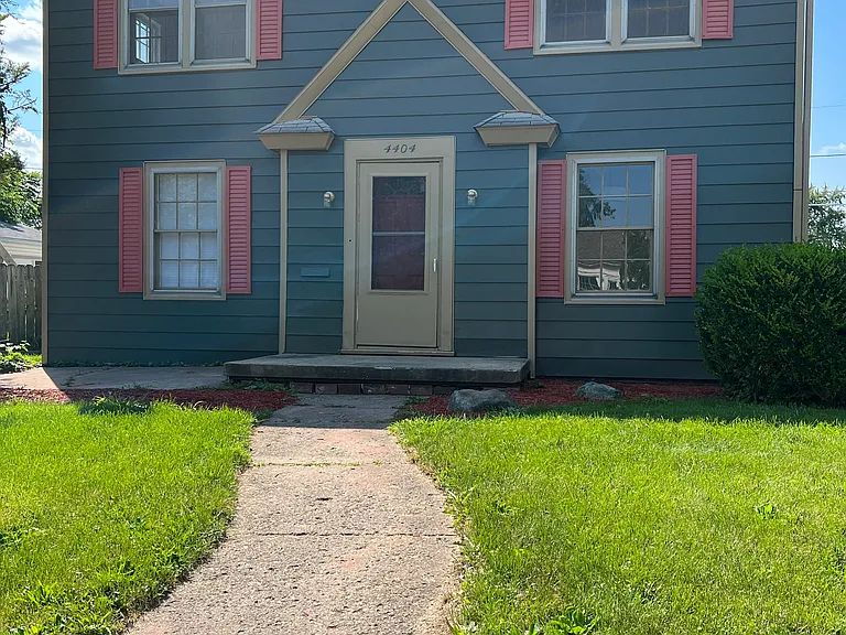 4404 Arlington Ave — Photo 14