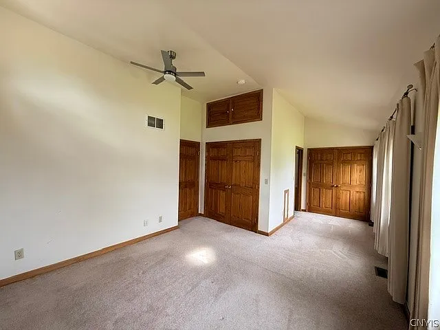 2937 Hamlin Ave — Photo 11