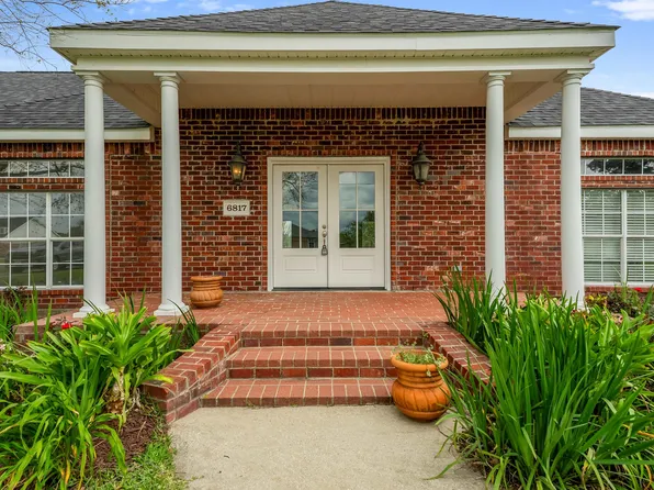 6817 Bonne Meadow Ln, Lake Charles, LA 70605