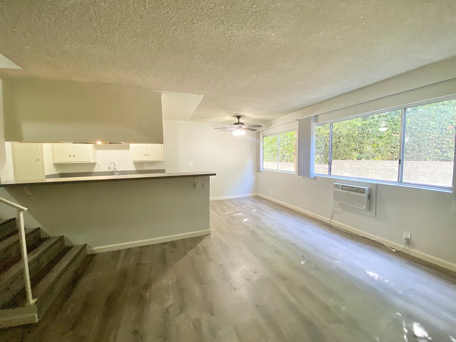 1 bed, 600 sqft, $1,945 — Photo 3