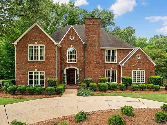 2nd image of 2324 Countryridge Dr