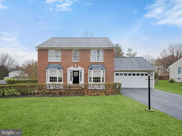 4805 Lauren Ct, Ellicott City, MD 21043