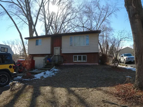 301 John Ave, McHenry, IL 60050