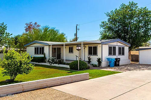 2819 W Louise Dr #2 Photo 1