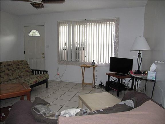 3rd image of 2331 Margaret St