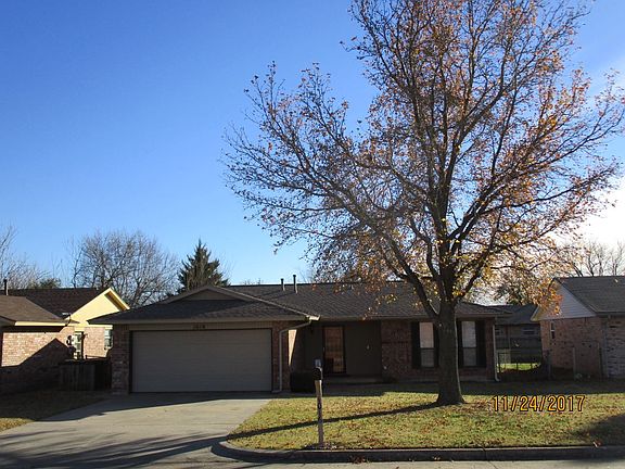 3rd image of 1016 NW 26th St
