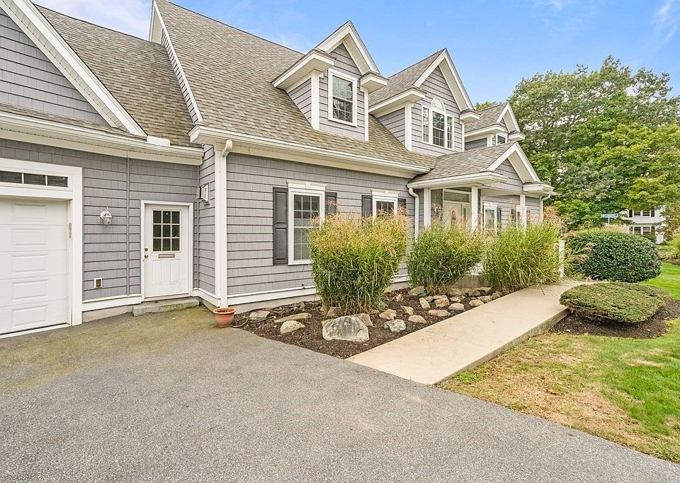 79 Spring St, Stoneham, MA 02180 Zillow