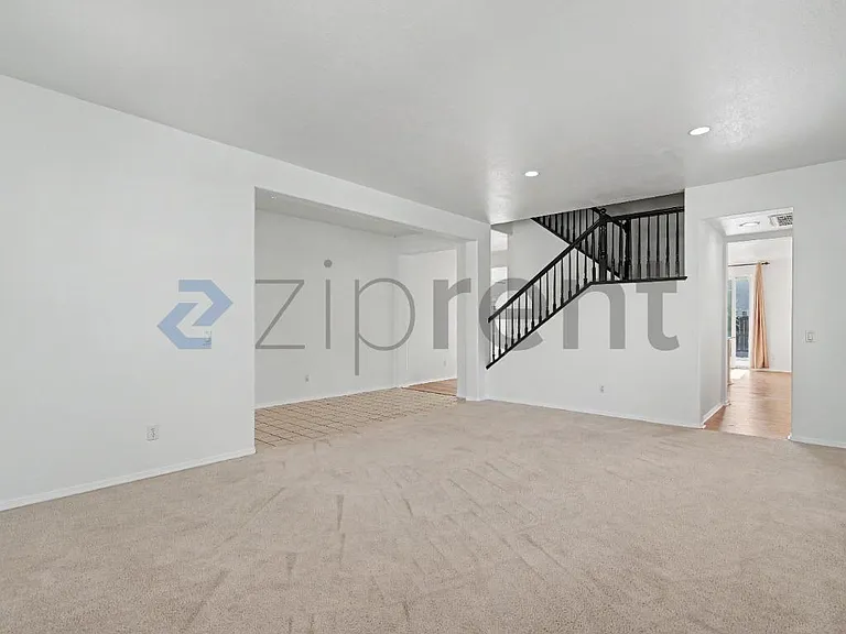 1854 Bankstown Way — Photo 5