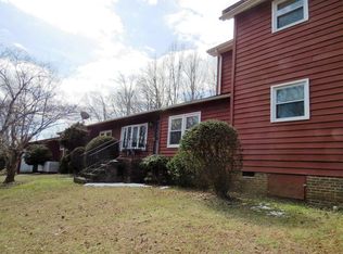 1939 Chatham Rd, Martinsville, VA 24112