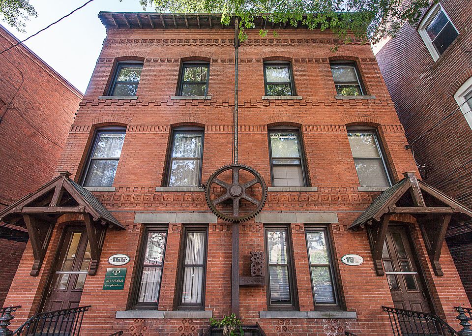2nd image of 166 Park St #166PK07