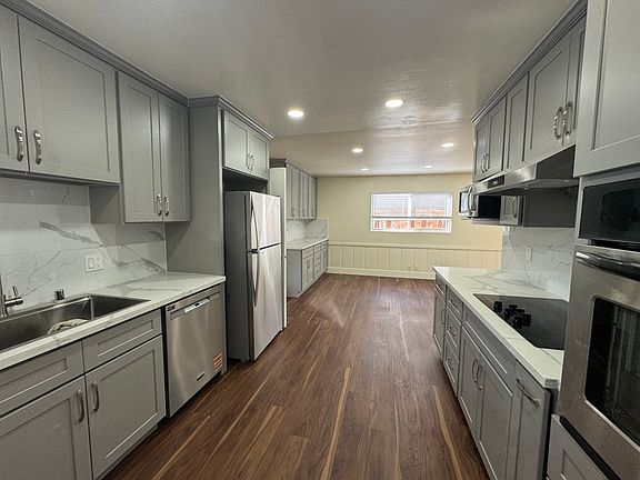 4th image of 1349 Buckthorne Way
