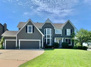 15921 W 161st Ct, Olathe, KS 66062