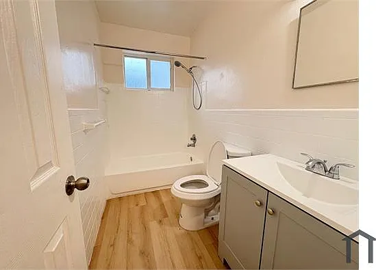 690 NE 133rd St #7 — Photo 16