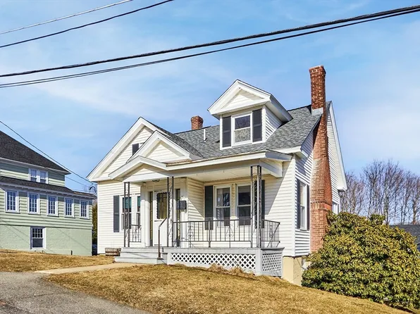 15 Abbott St, Gardner, MA 01440