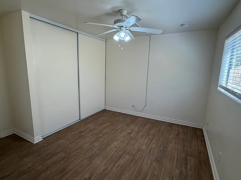 4857 College Ave #8 — Photo 10