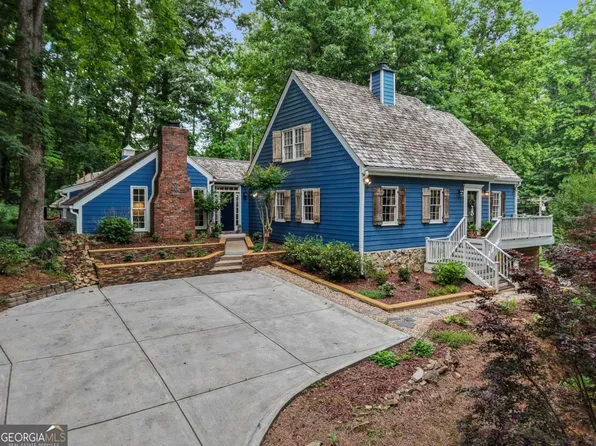 2872 McPherson Rd NE, Roswell, GA 30075