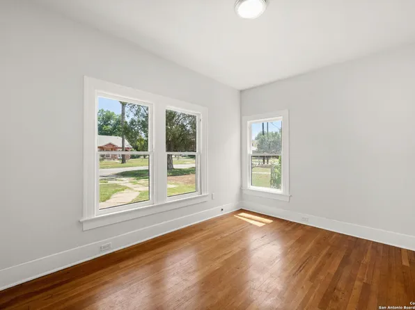 1606 W Mulberry Ave, San Antonio, TX 78201
