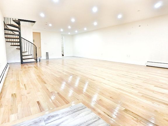 4th image of 30-84 29th St #1M