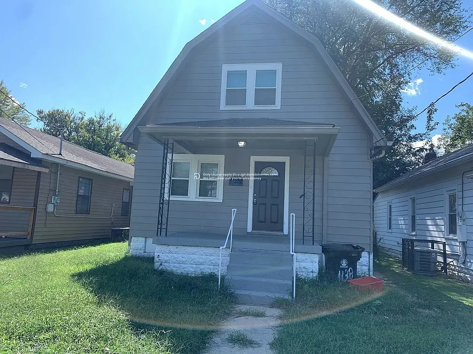 1138 Lillian Ave