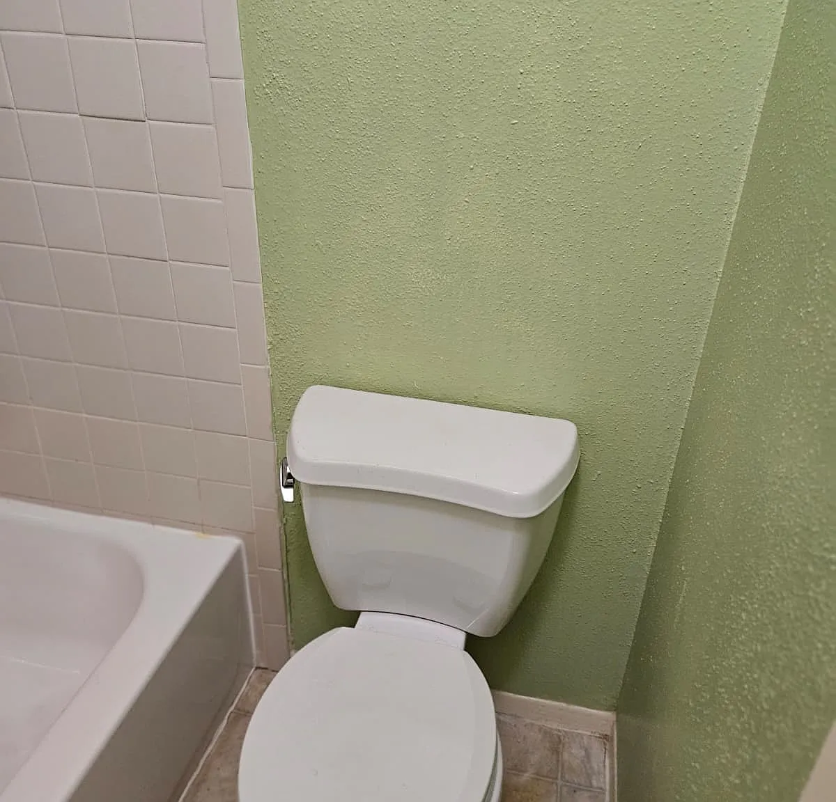 3 bed, 1050 sqft, $1,350 — Photo 4