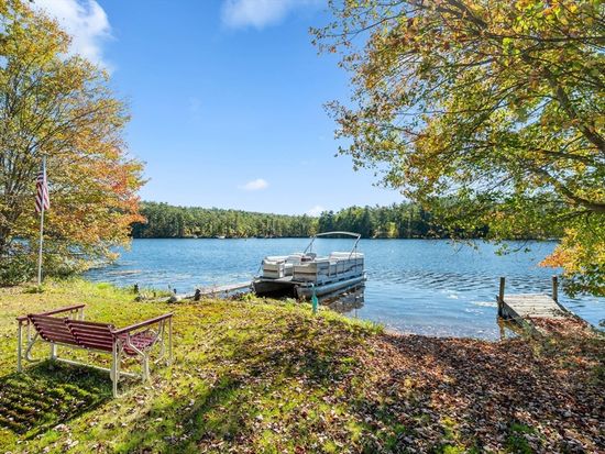 49 Oak Ln, Oakham, MA 01068