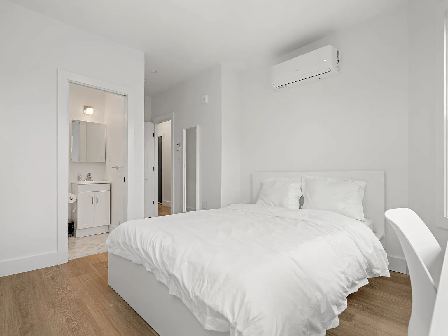 1 bed, $1,600 — Photo 1