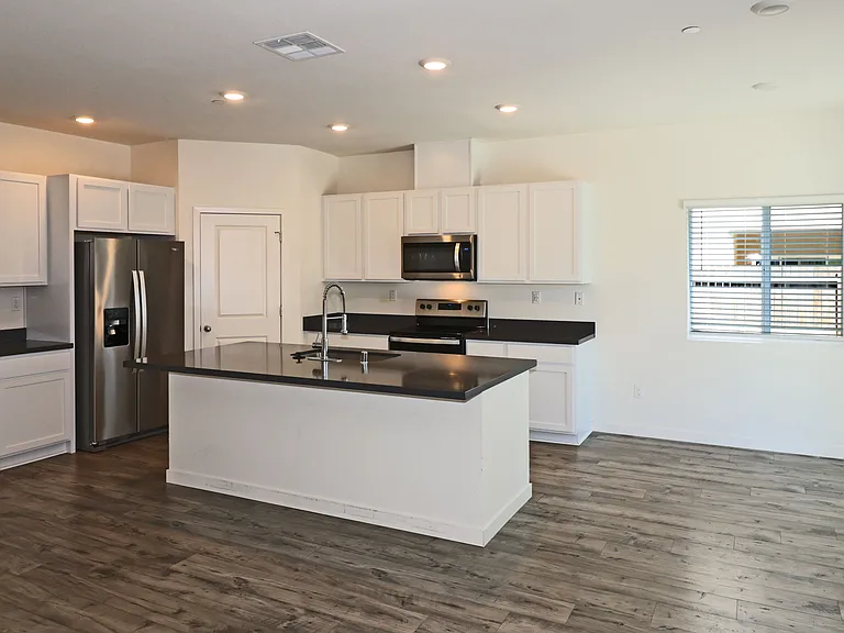 4871 Autumn Royal Ct — Photo 3
