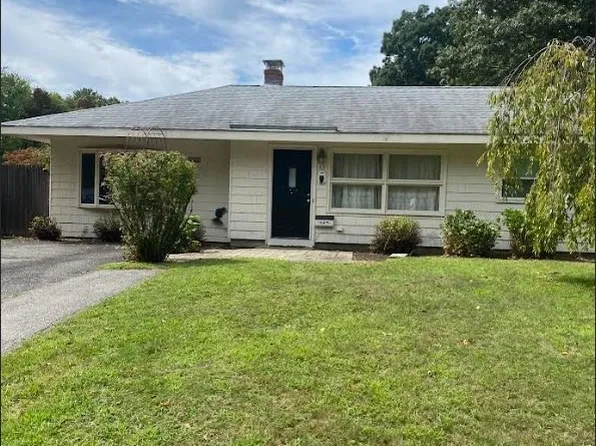 13 Fairfield Ter, Framingham, MA 01701