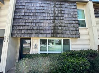 2710 Douglas Ave APT 130, Dallas, TX 75219