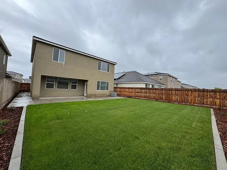 997 W Pioneer Dr — Photo 35