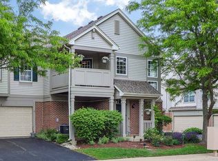 2276 Vanderbilt Dr, Geneva, IL 60134