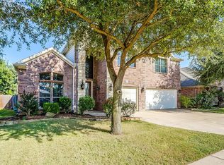 925 Oatlands Pl, Burleson, TX 76028