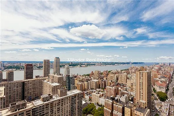 Rented by Mirador Real Estate | media 15