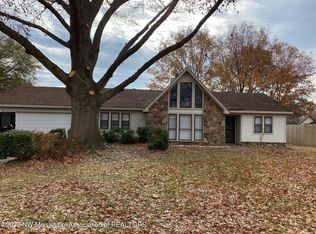 6795 Black Thorn Dr, Walls, MS 38680