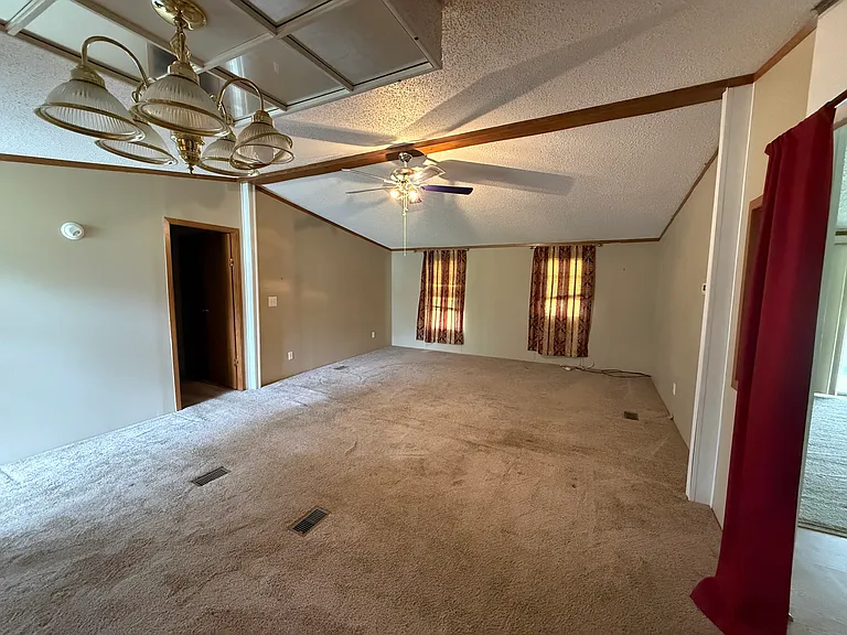 82 Sketo Rd — Photo 4