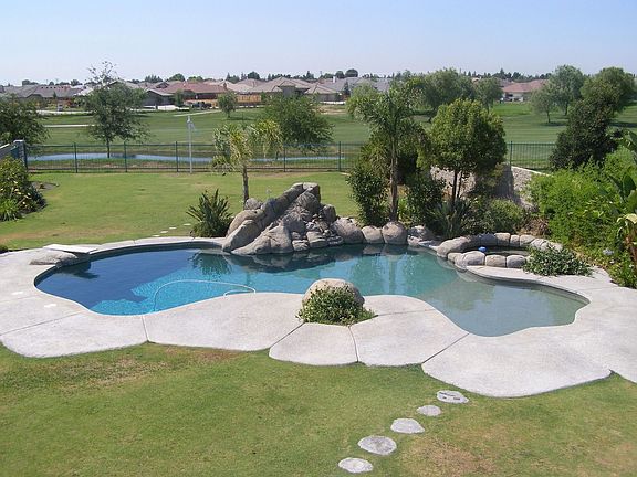 Backyard/Pool