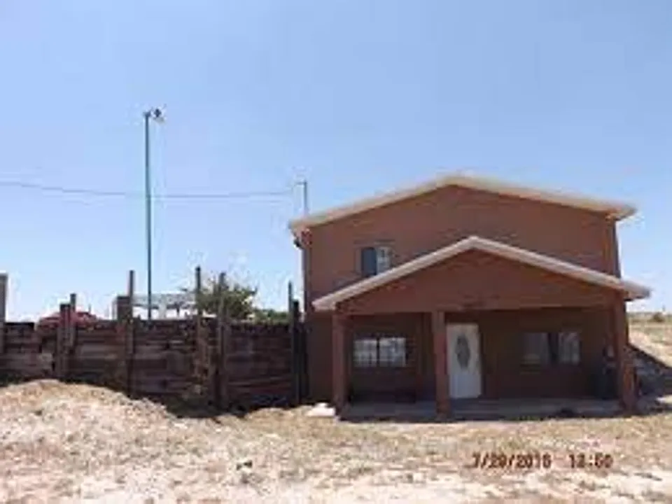 1933 N Cynthia Dr