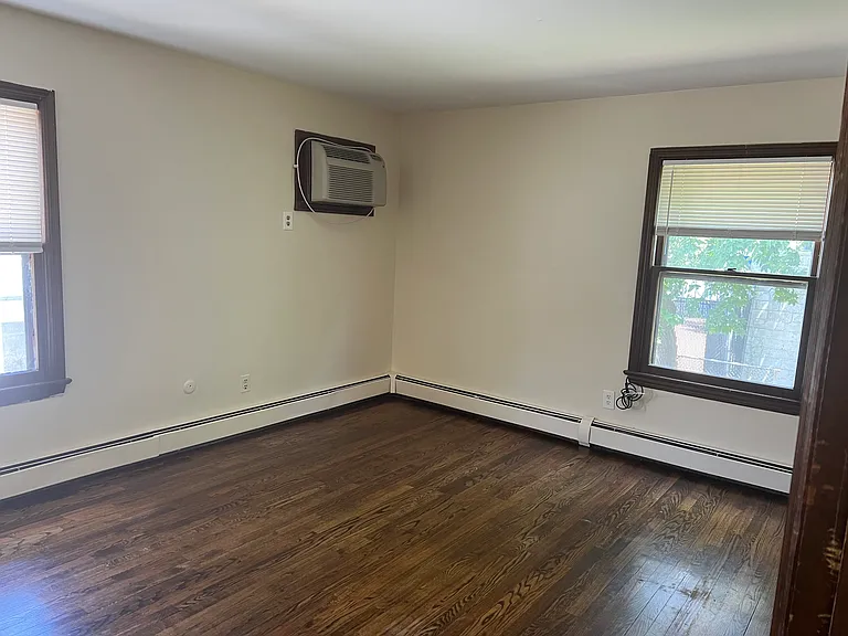 133 Washington St #1 — Photo 10
