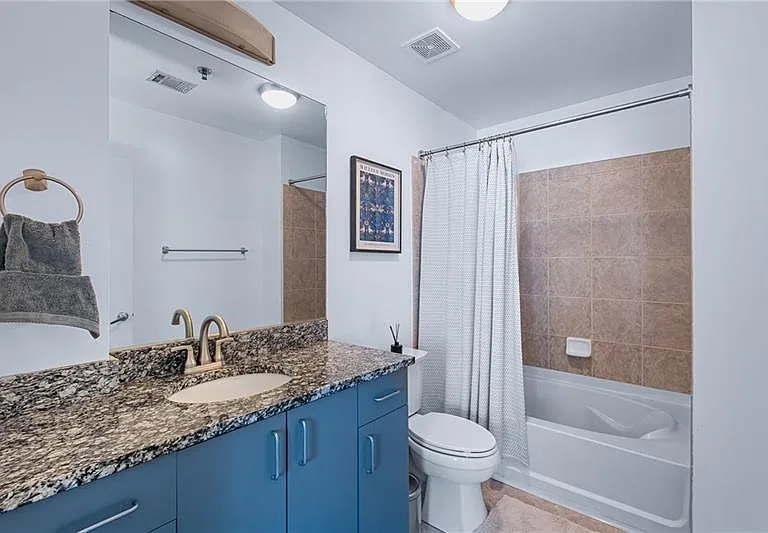 250 Pharr Rd #310 — Photo 12