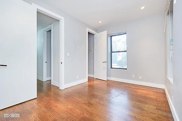 Rented by Citi Habitats | media 50
