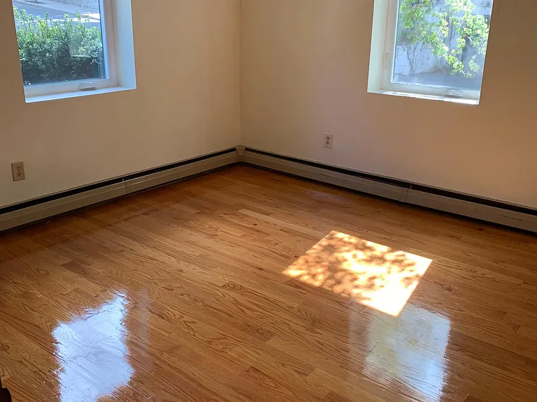 4 Aldersey St #16 — Photo 19