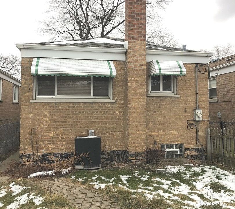 2nd image of 5136 S Nordica Ave