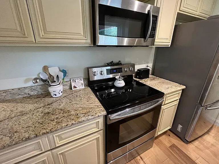 4827 Birchwood Pl — Photo 6