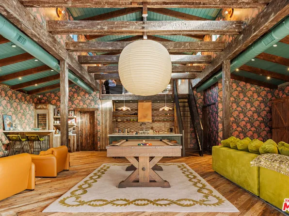 6332 Busch Dr, Malibu, CA 90265