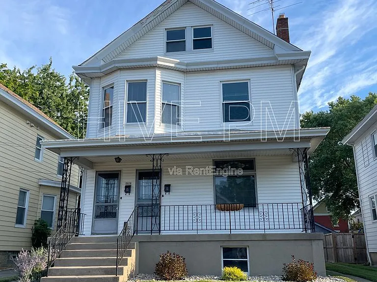 2418 Robertson Ave #2 — Photo 1