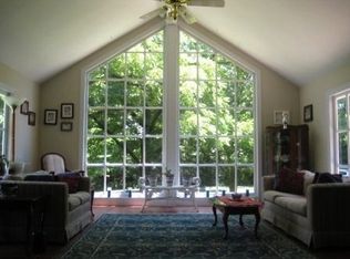 1866 S Mason Rd, Saint Louis, MO 63131